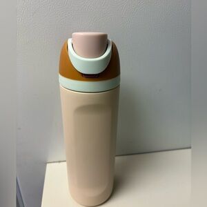 Cute 24oz “Water in the Desert” Owala